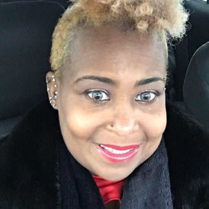 Meet your Posher, Lamore